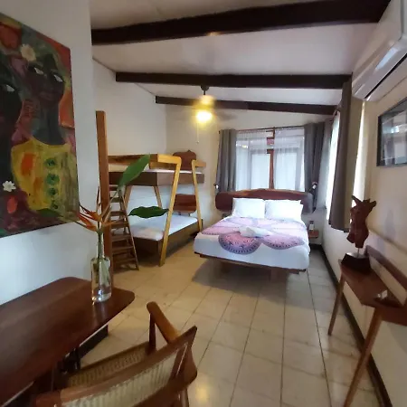 Casa Benjamin Linder Hotel Managua Exterior photo